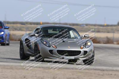 media/Nov-02-2025-Lotus Club of SoCal (Sun) [[dc384ab7f7]]/Novice Group/Cotton Corners/